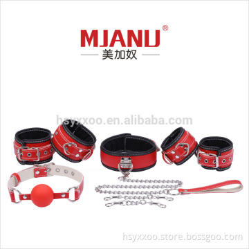 2017 new hot selling SM bondage sex toy Luxury Padded 5 pcs Bondage Kit